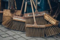 Sc Dm HDR cleaning equipm ai 0510x0340 251002