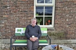 Frans op achterhoekbank